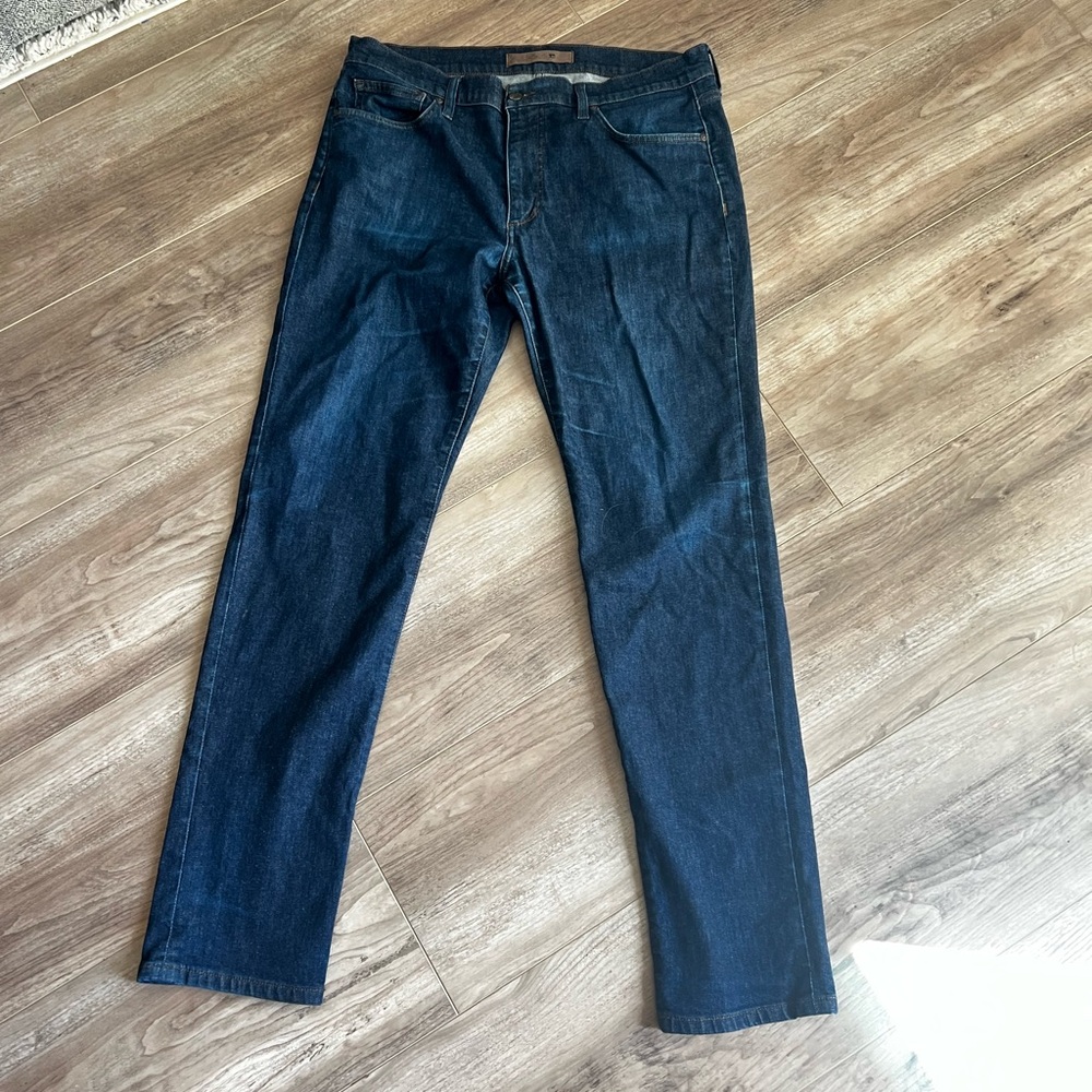 Joe’s Jeans Men's Blue Jeans excellent condition 36